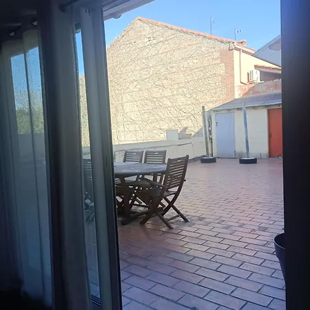 아파트 Atypique T3 Avec Terrasse *